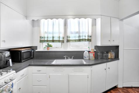 244 Morris Street Albany NY 12208