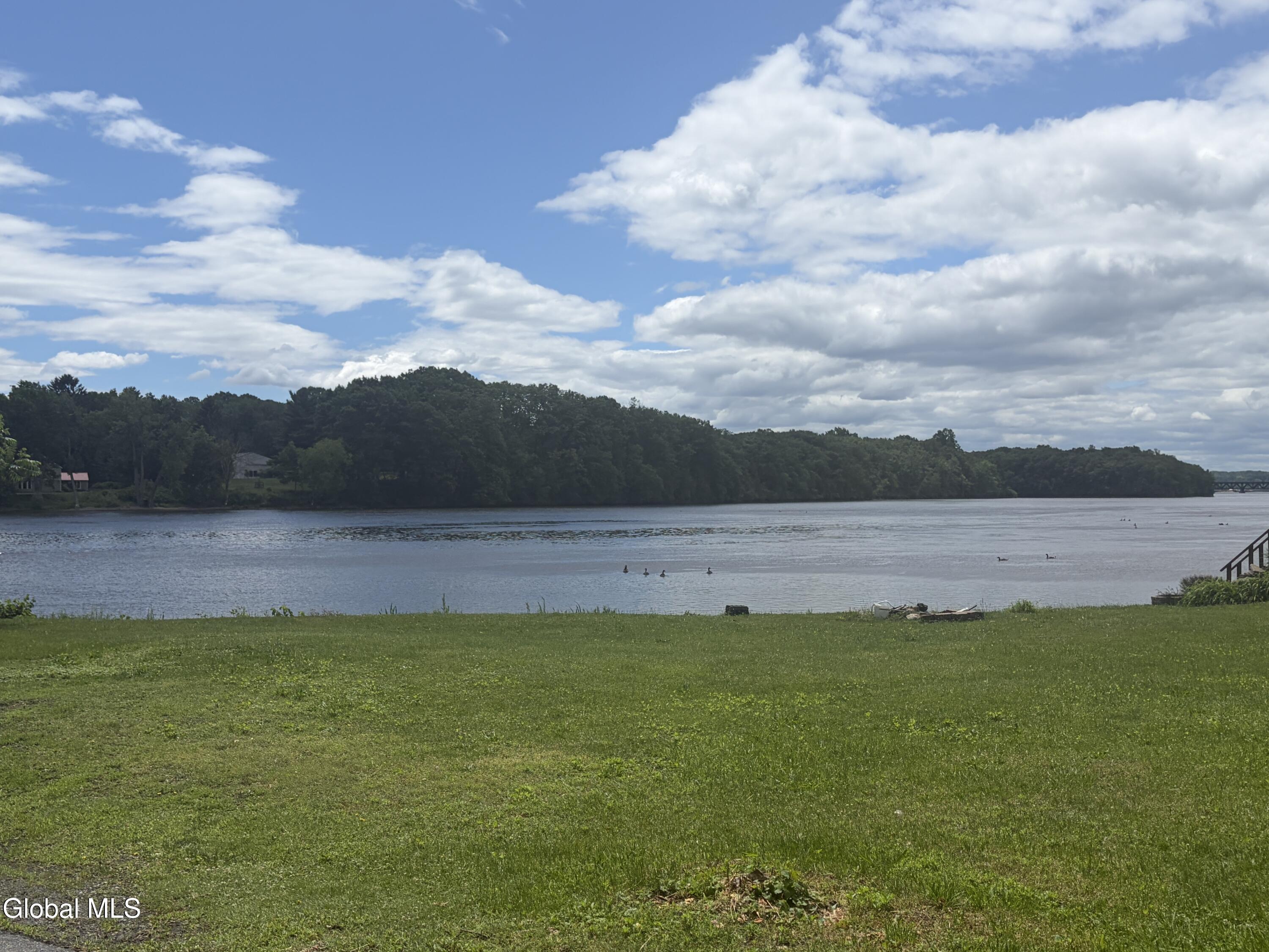 3 Bunce Lane Stillwater NY 12170