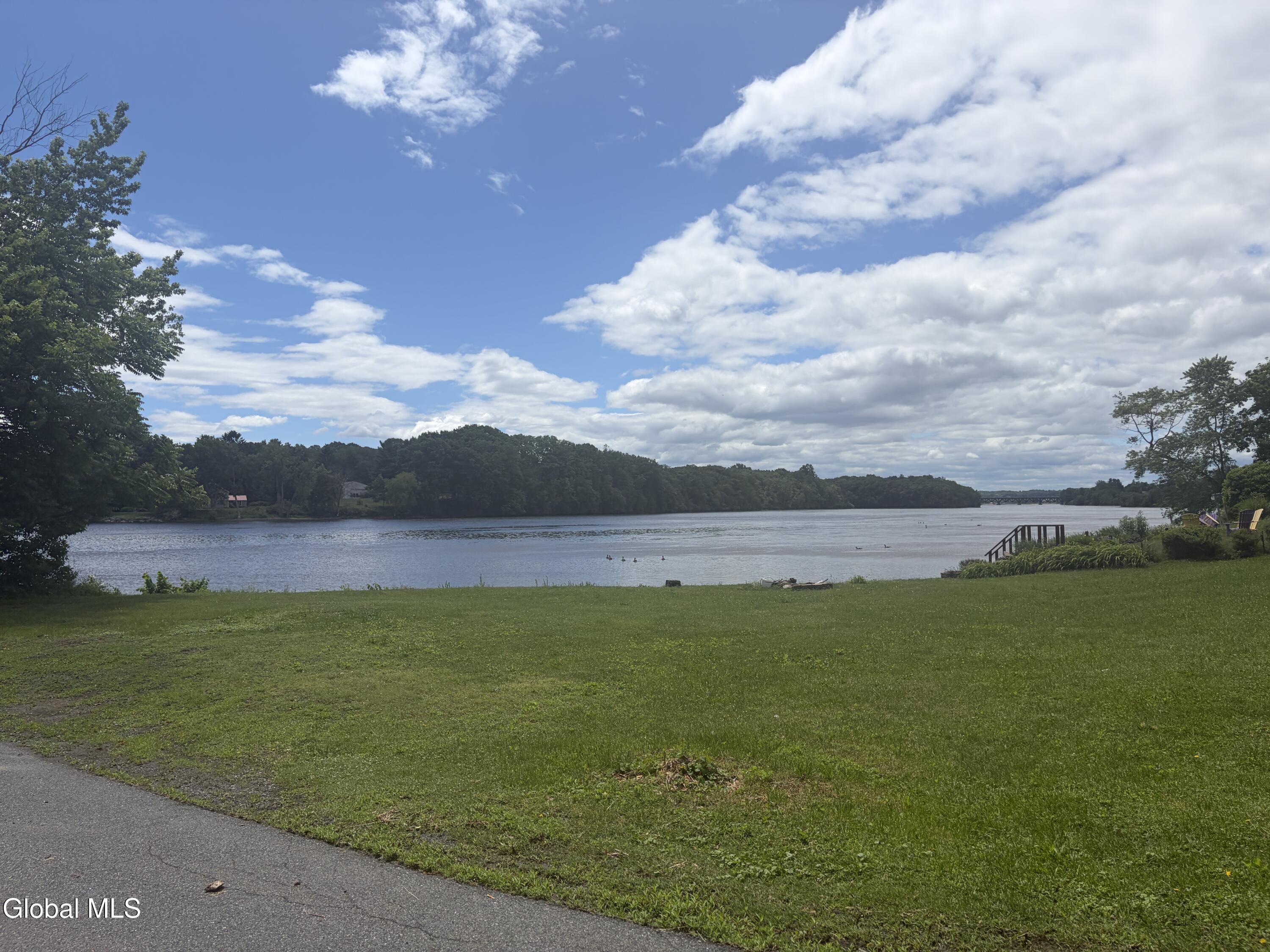 3 Bunce Lane Stillwater NY 12170