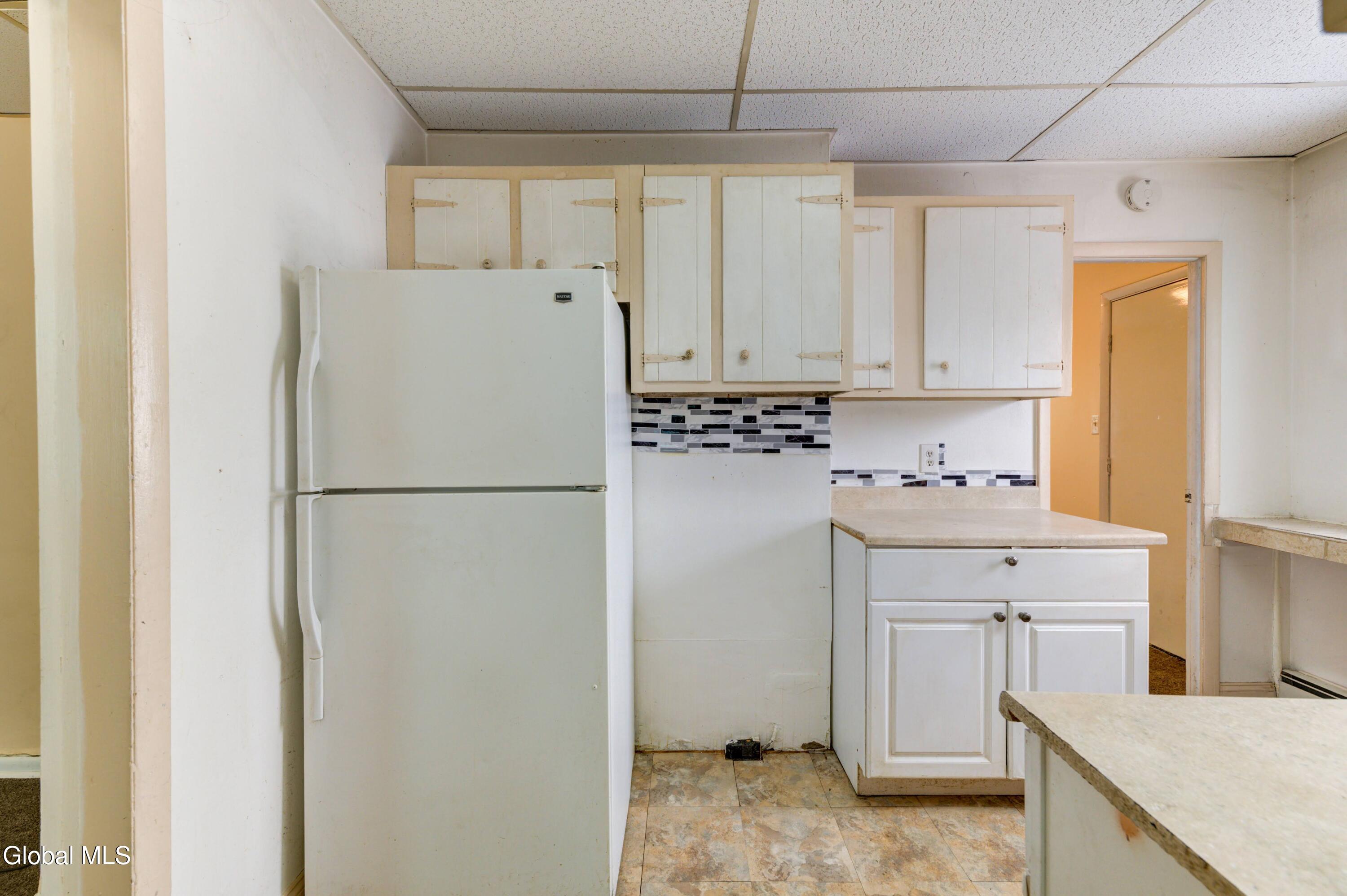 609 Mcclellan Street Schenectady NY 12304