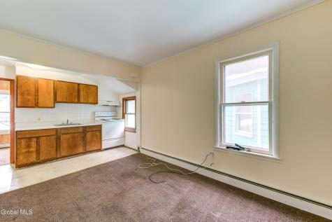 609 Mcclellan Street Schenectady NY 12304
