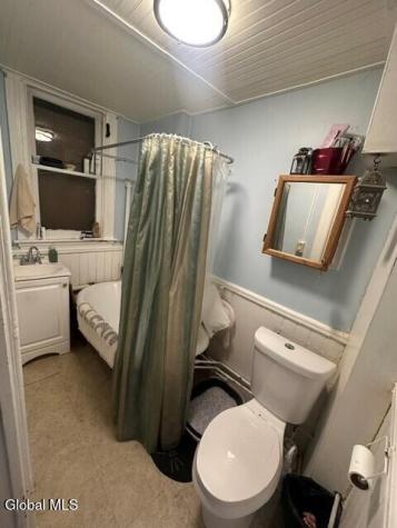 233 2nd Street Troy NY 12180