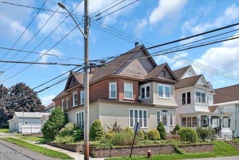 29 Mcclellan Avenue Amsterdam NY 12010