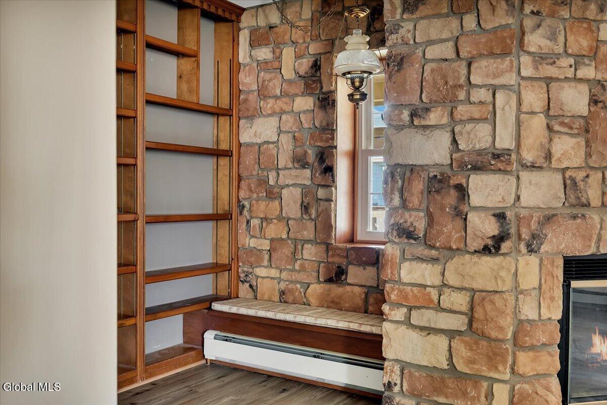 29 Mcclellan Avenue Amsterdam NY 12010