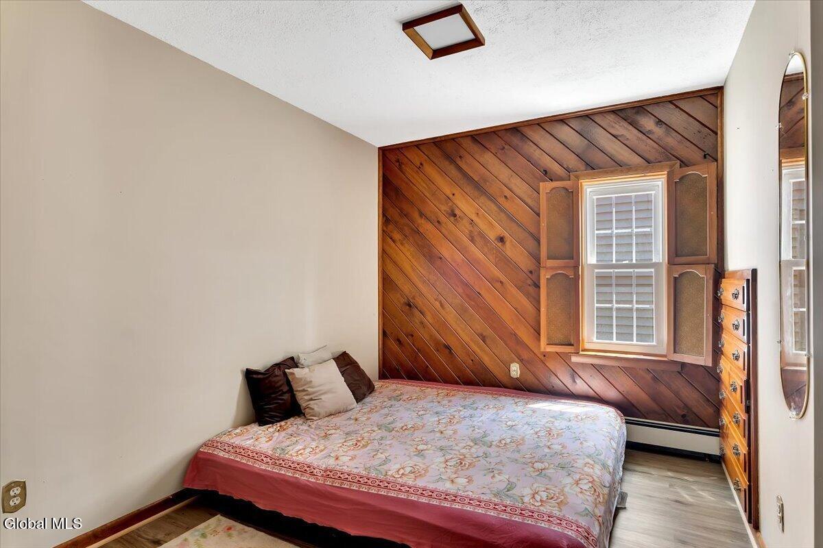 29 Mcclellan Avenue Amsterdam NY 12010