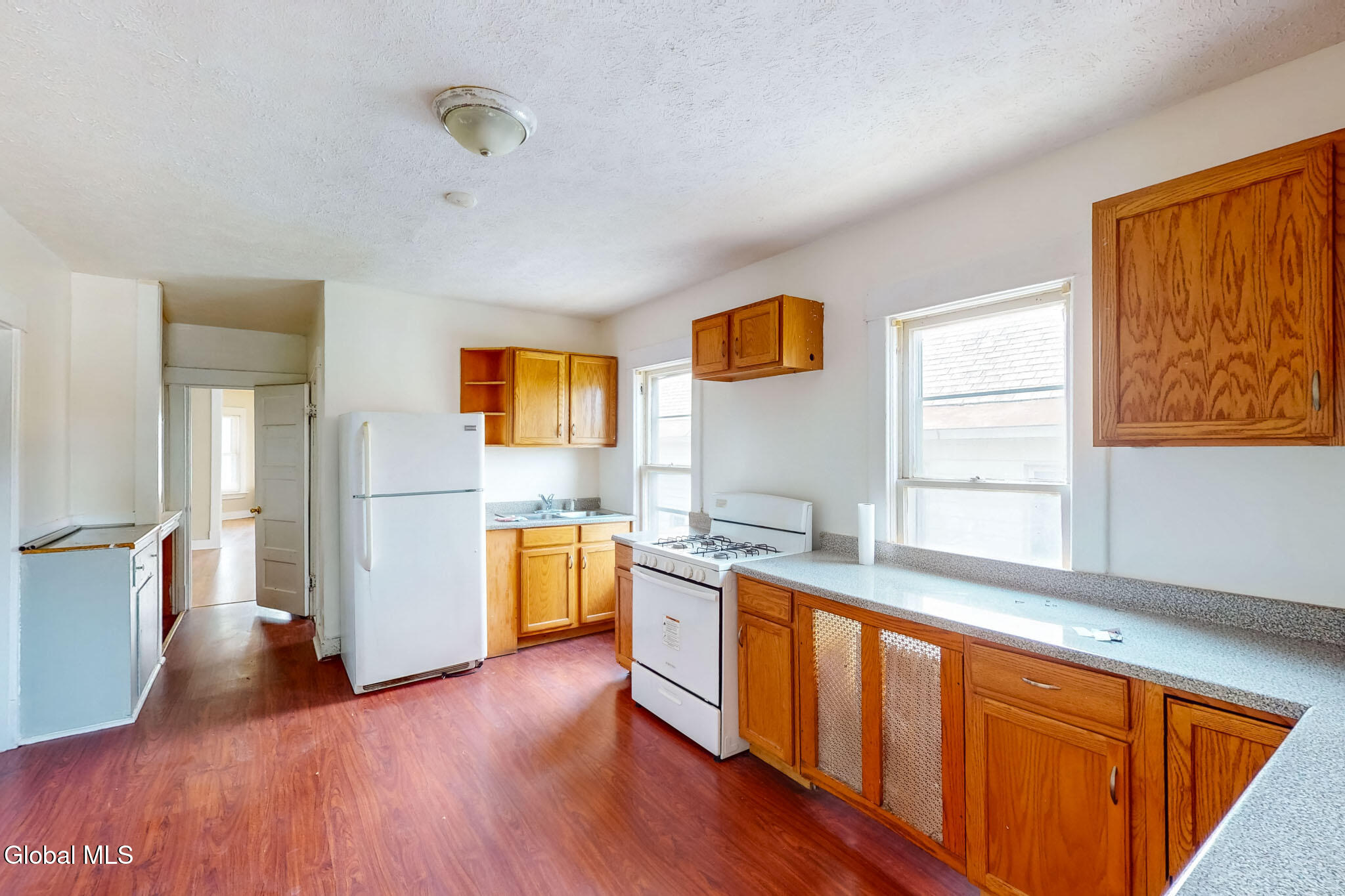 305-307 Furman Street Schenectady NY 12304