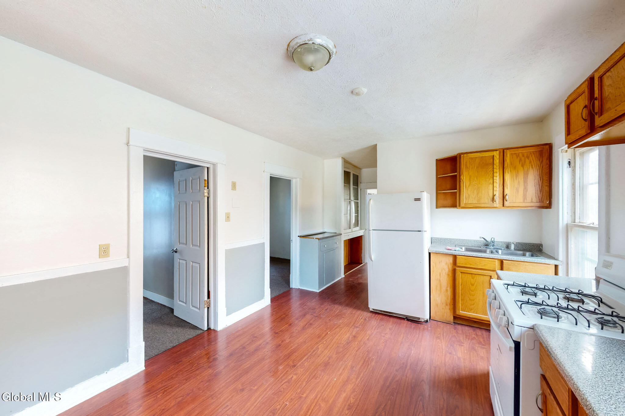 305-307 Furman Street Schenectady NY 12304