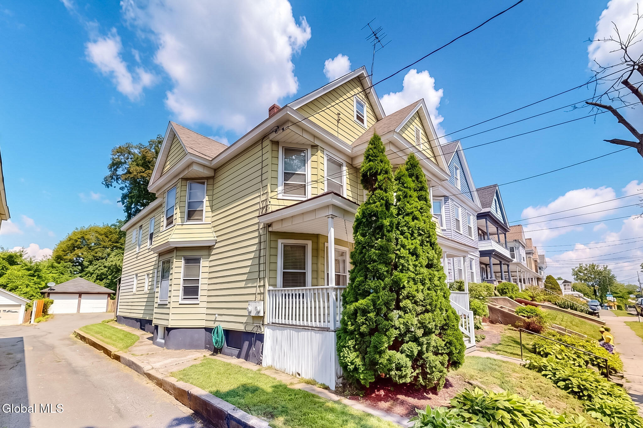 305-307 Furman Street Schenectady NY 12304