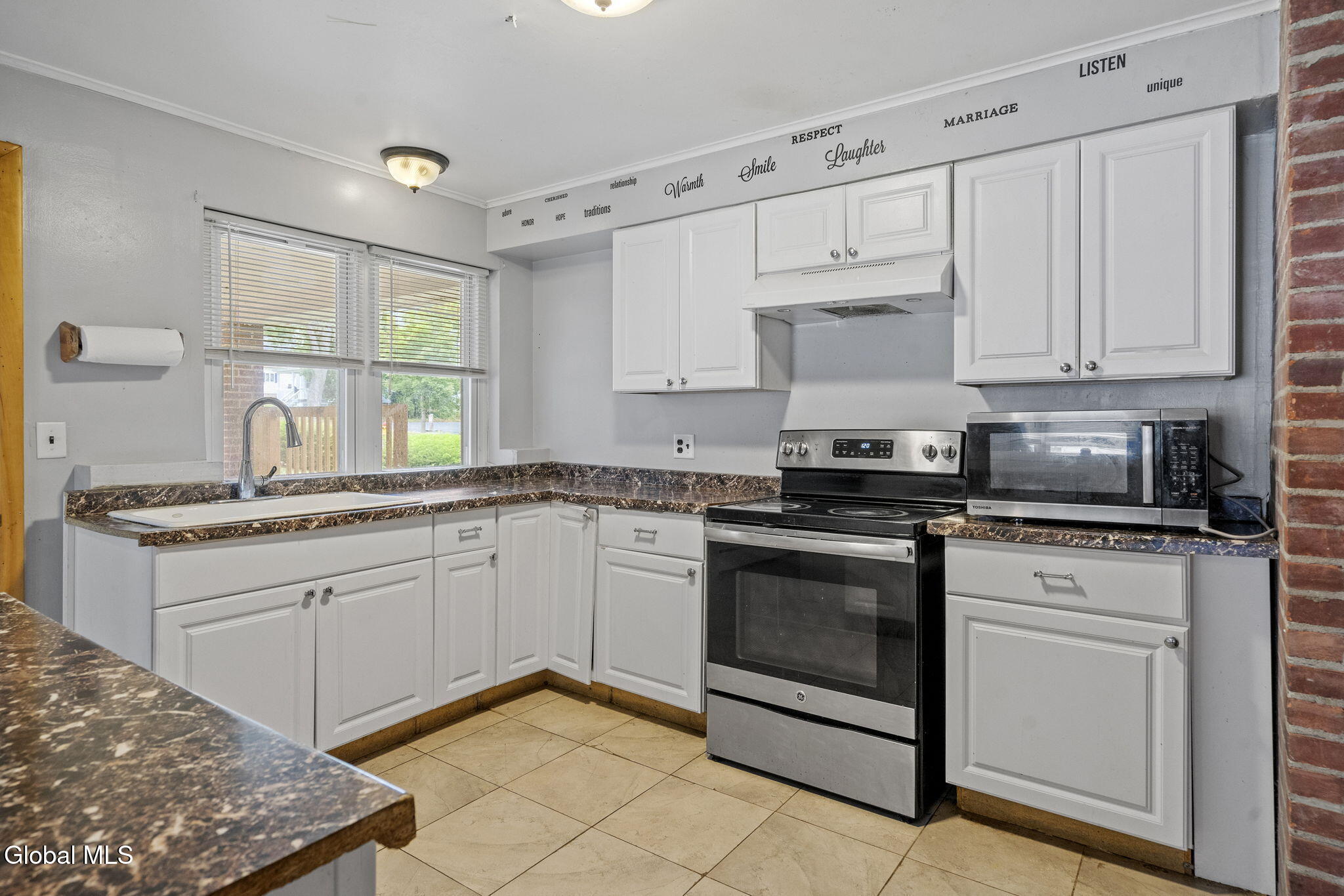 4 Nicholas Street Johnstown NY 12095