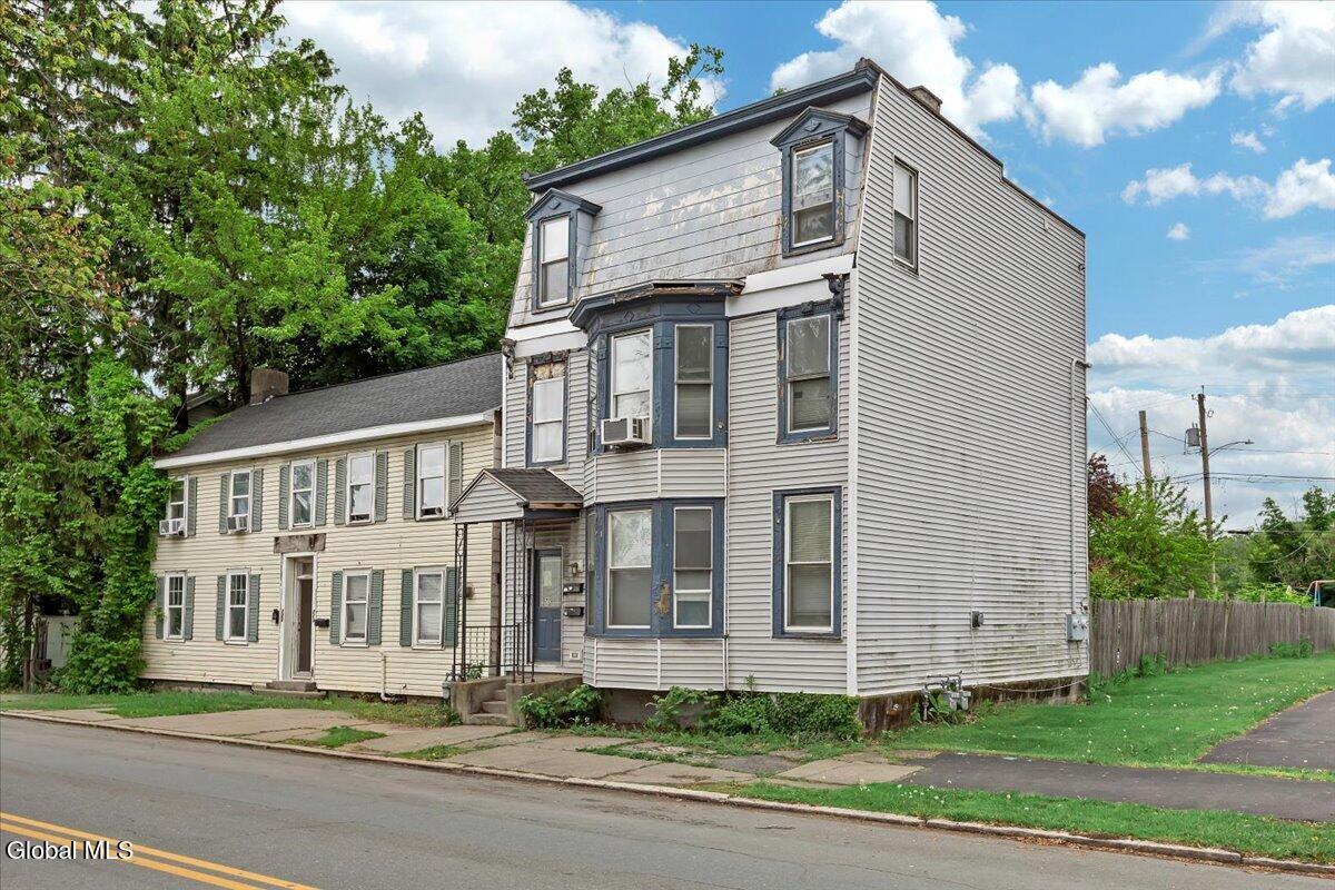715 2nd Avenue Troy NY 12182