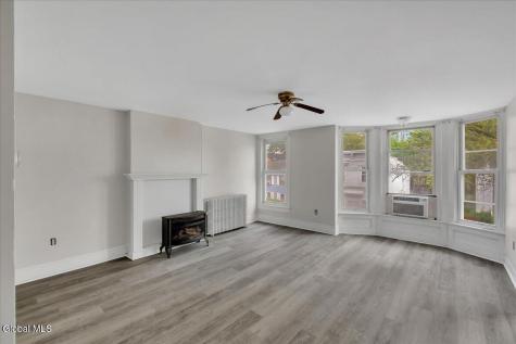 715 2nd Avenue Troy NY 12182