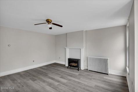 715 2nd Avenue Troy NY 12182