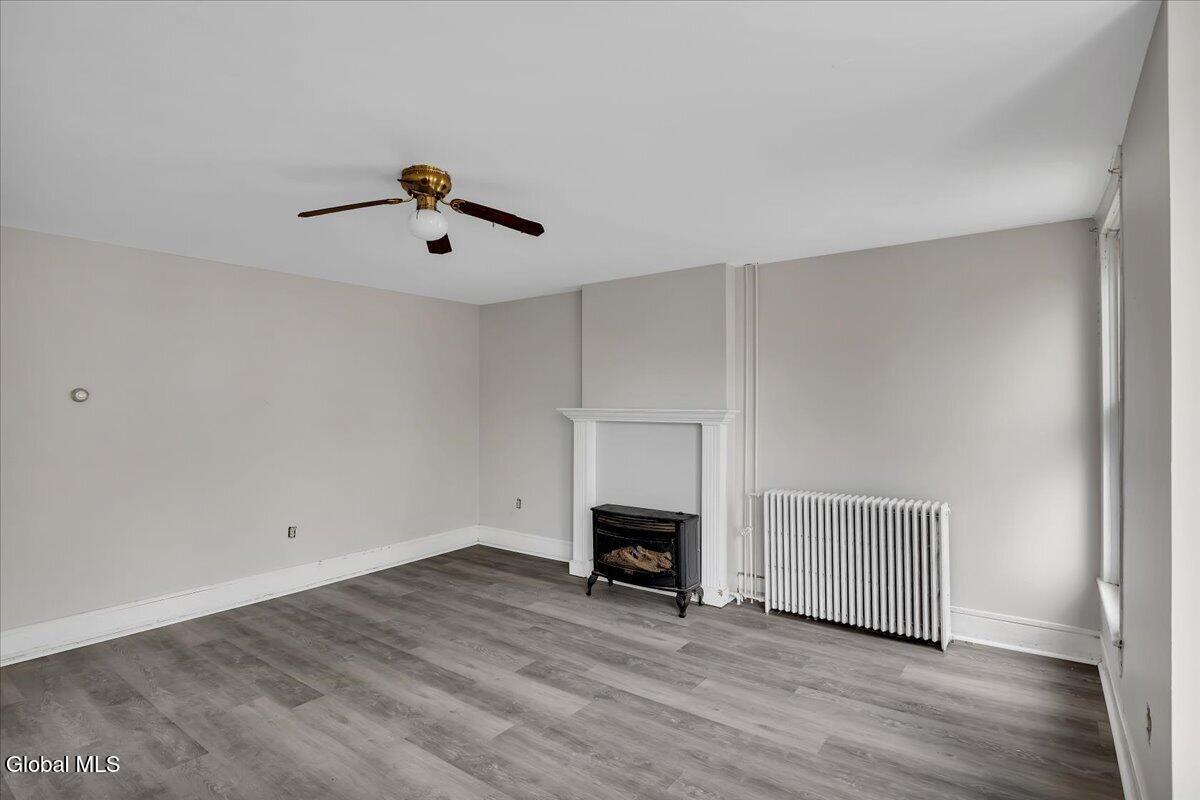 715 2nd Avenue Troy NY 12182