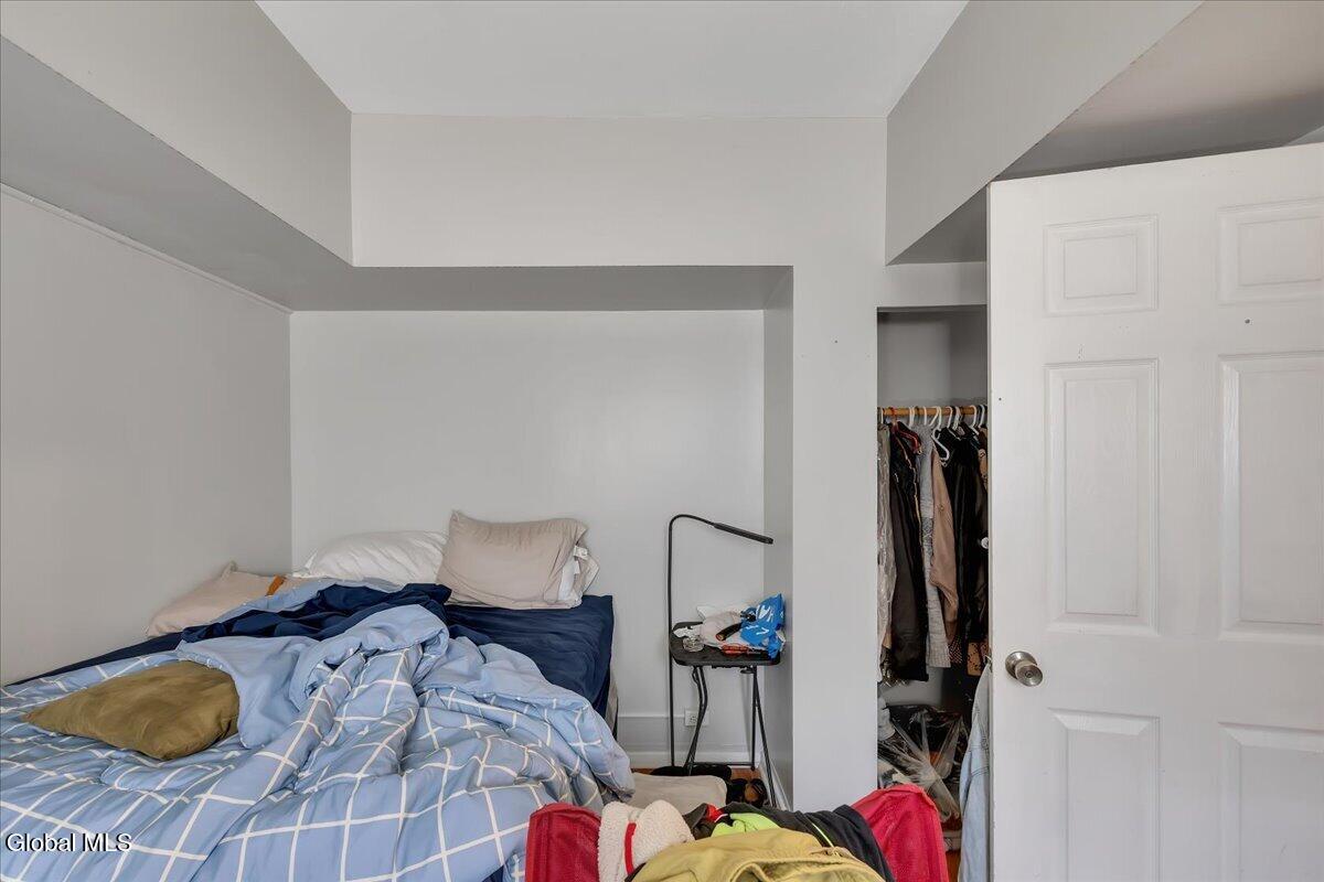 715 2nd Avenue Troy NY 12182