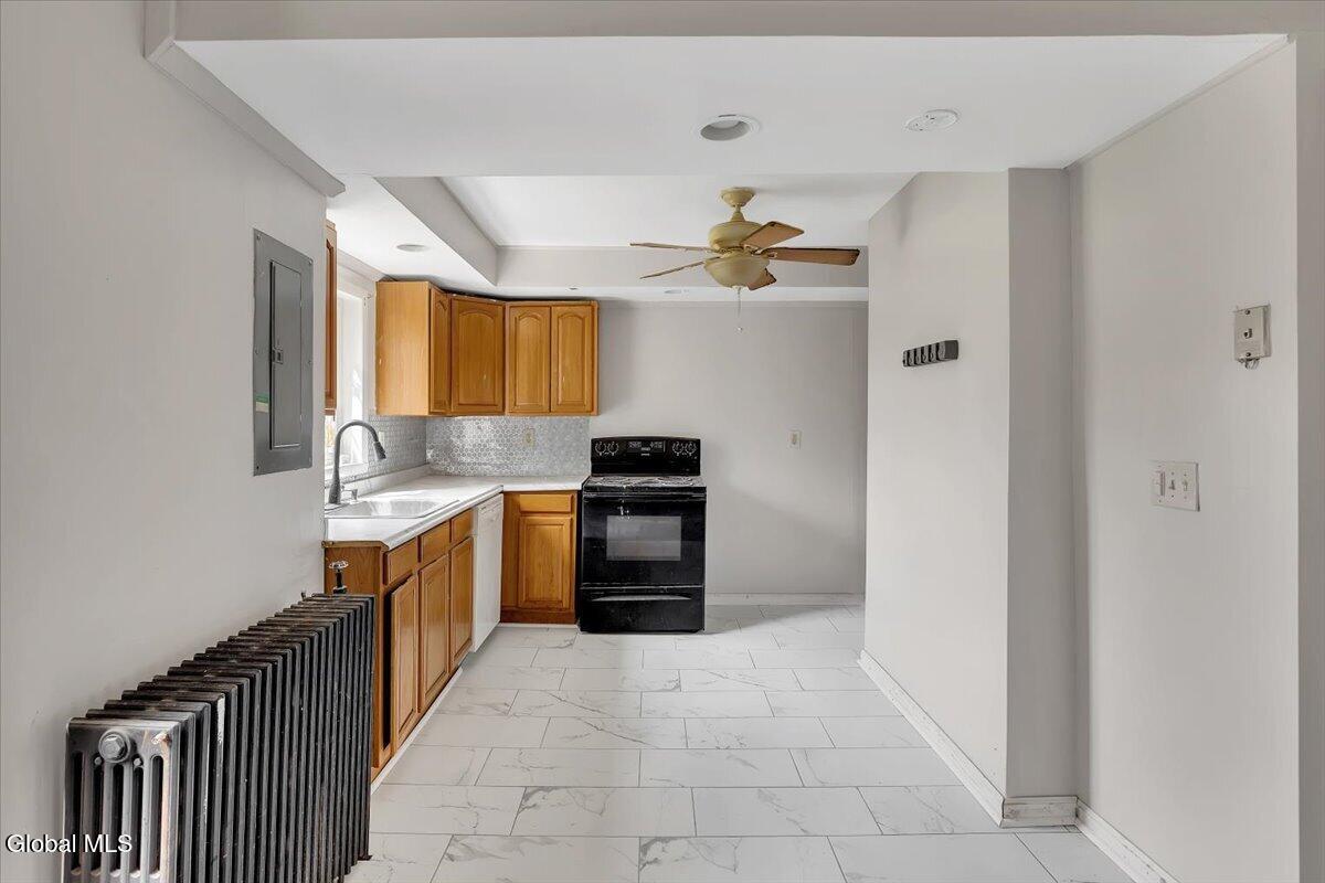 715 2nd Avenue Troy NY 12182