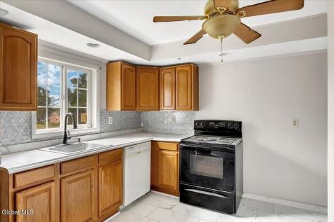 715 2nd Avenue Troy NY 12182