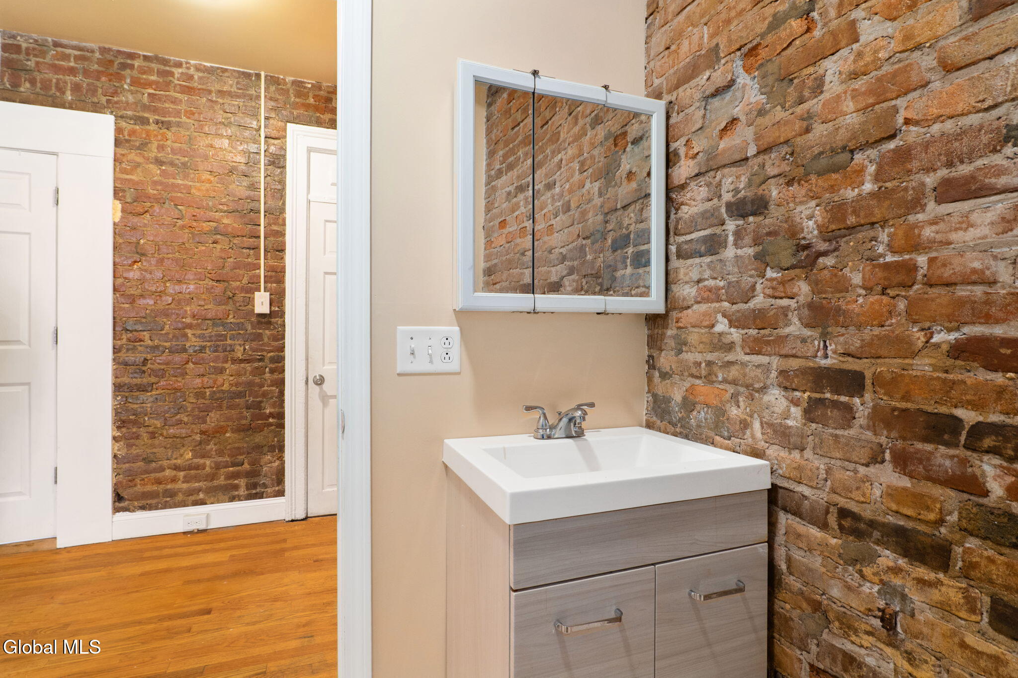73 Clinton Street Albany NY 12202