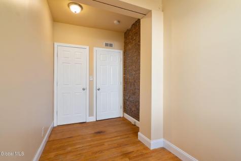 73 Clinton Street Albany NY 12202