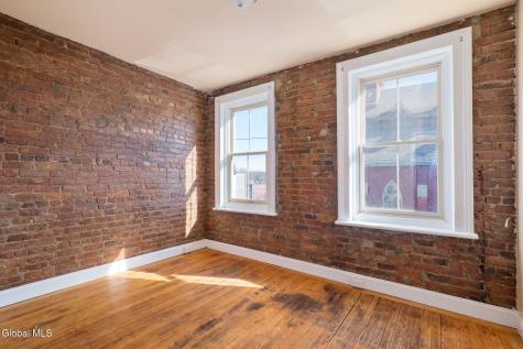 73 Clinton Street Albany NY 12202
