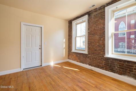 73 Clinton Street Albany NY 12202