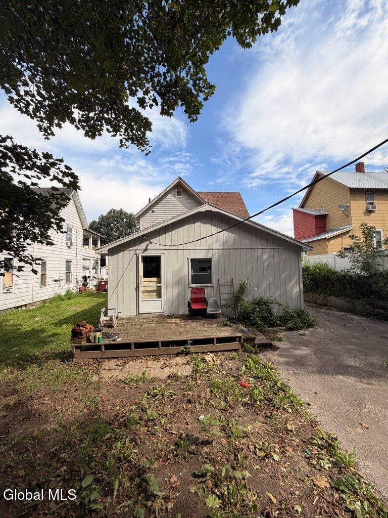 48 5th Avenue Gloversville NY 12078