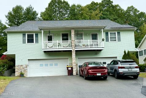 107-109 East Avenue Saratoga Springs NY 12866