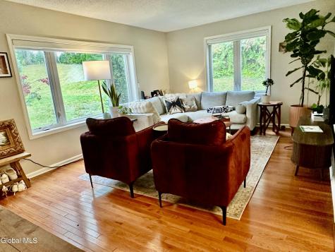 107-109 East Avenue Saratoga Springs NY 12866