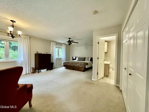 107-109 East Avenue Saratoga Springs NY 12866