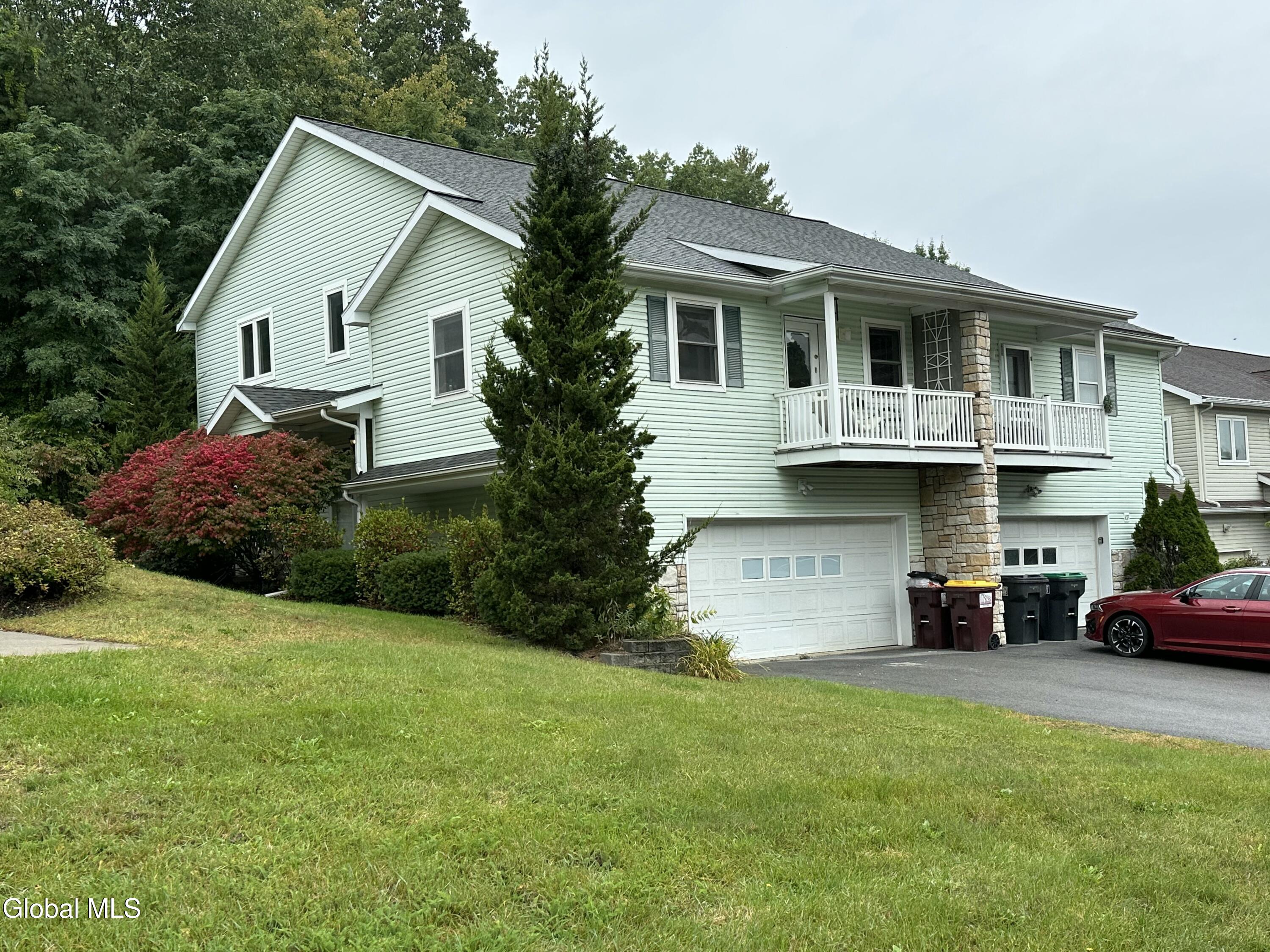 107-109 East Avenue Saratoga Springs NY 12866