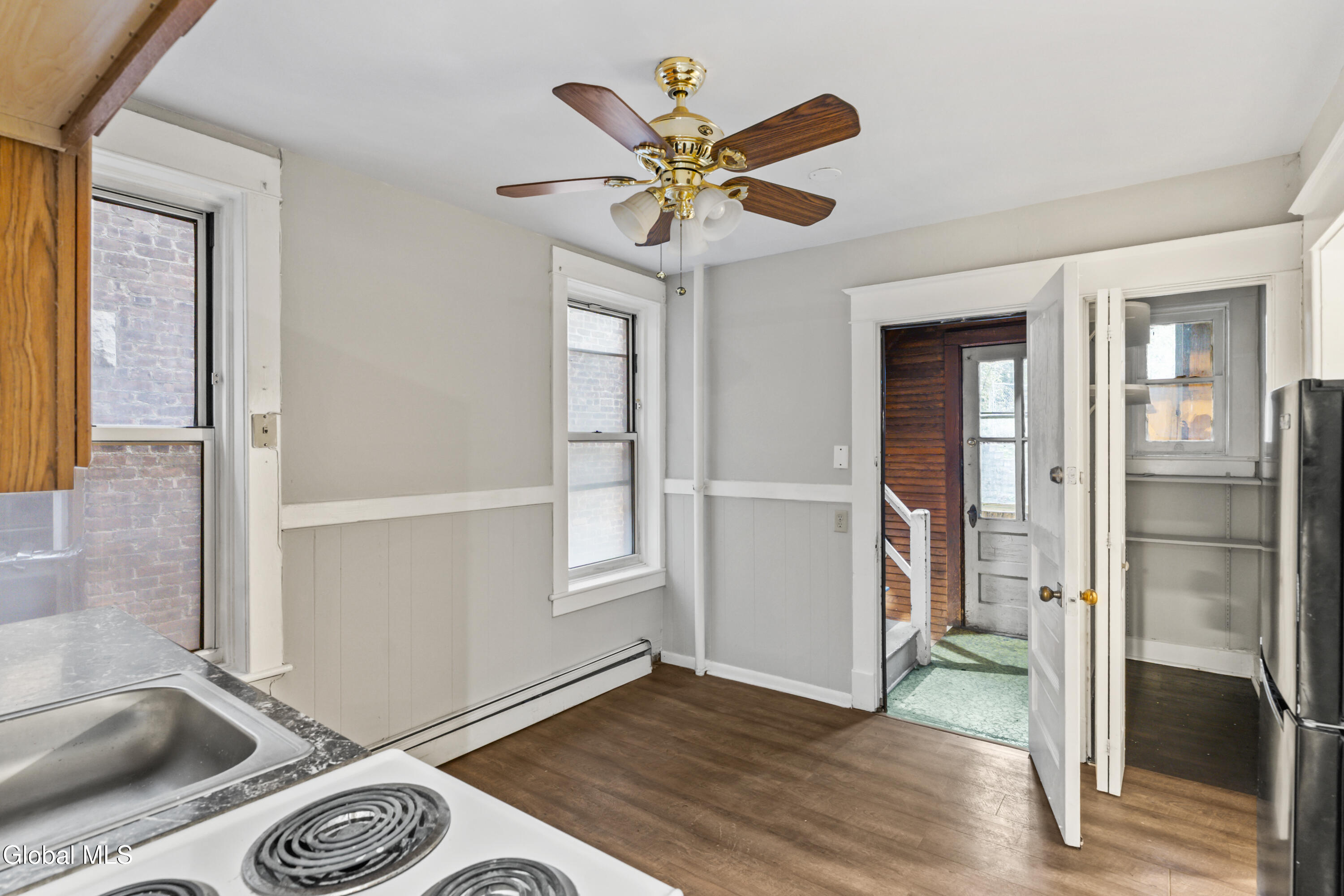 212 Myrtle Avenue Albany NY 12202