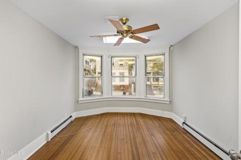 212 Myrtle Avenue Albany NY 12202