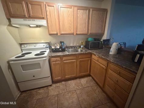 143 Clinton Street Albany NY 12202