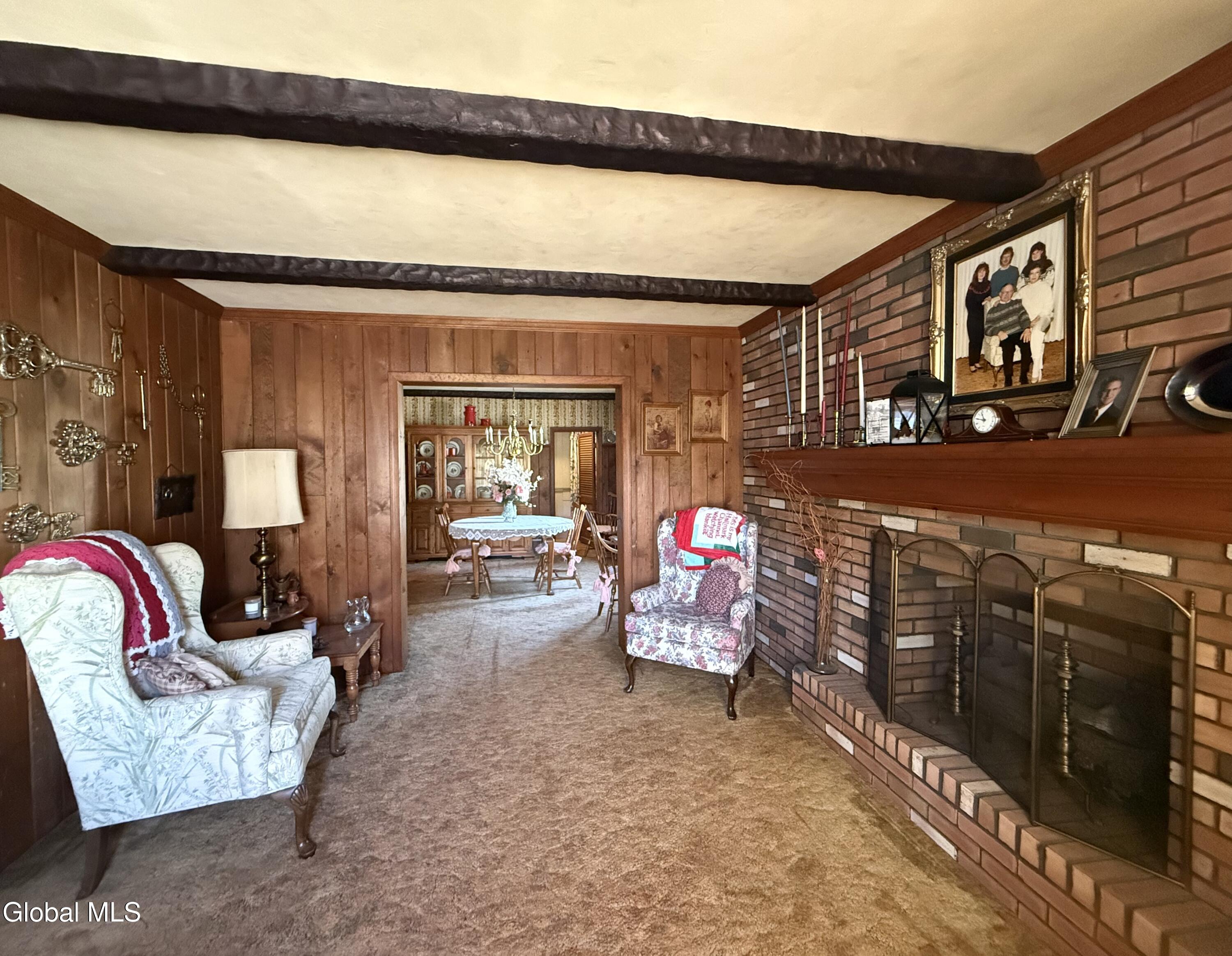 145 Florida Avenue Amsterdam NY 12010