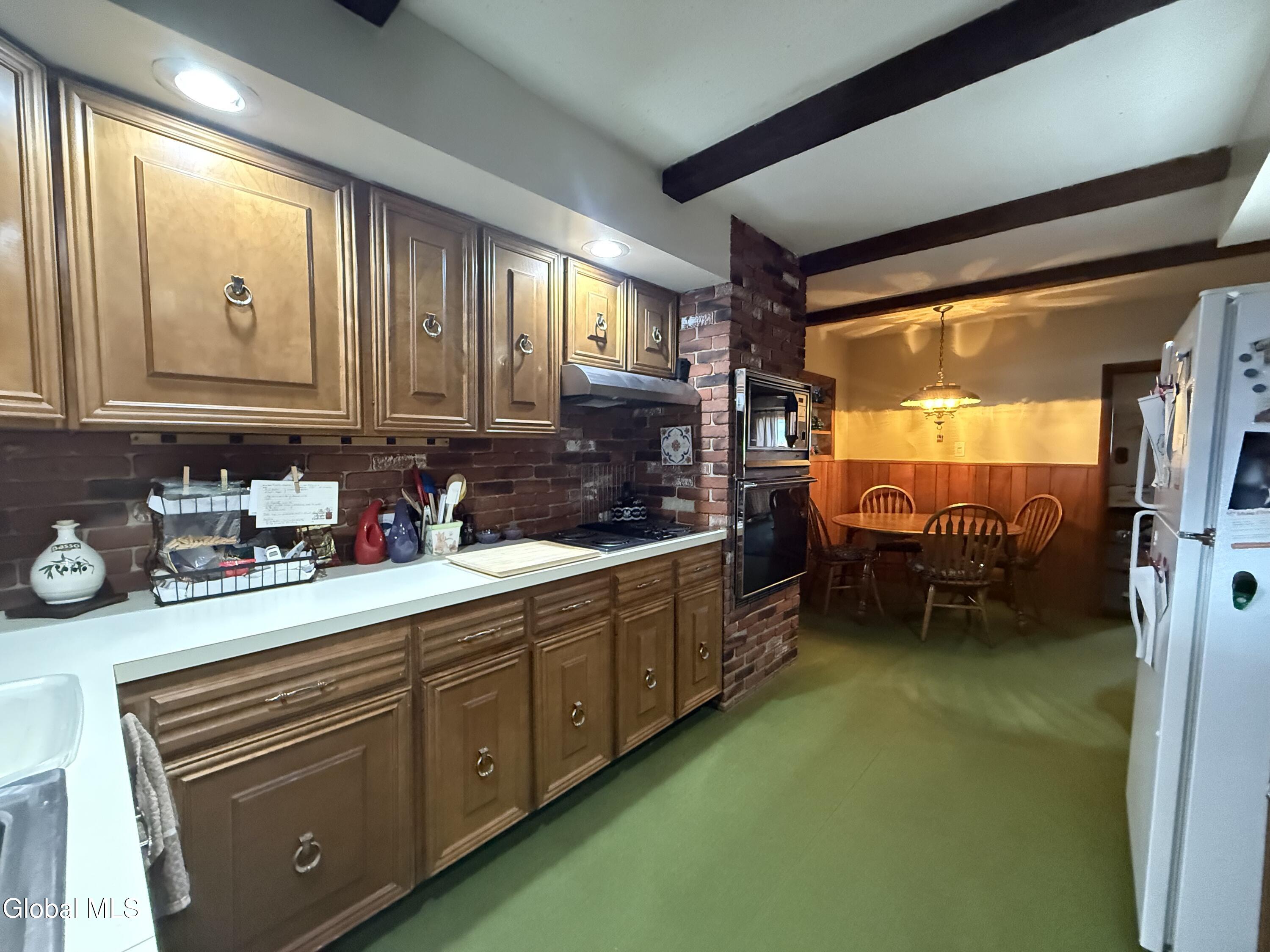 145 Florida Avenue Amsterdam NY 12010