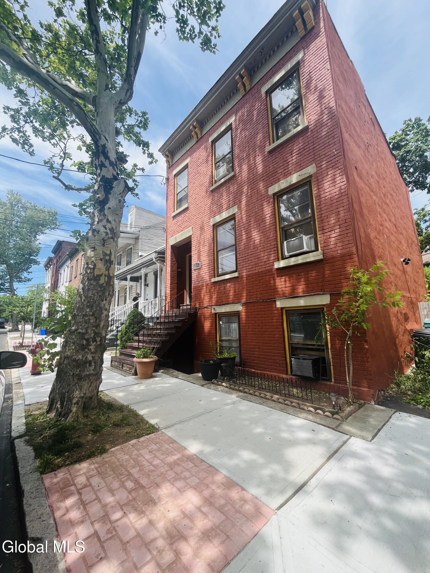 43 Myrtle Avenue Albany NY 12202