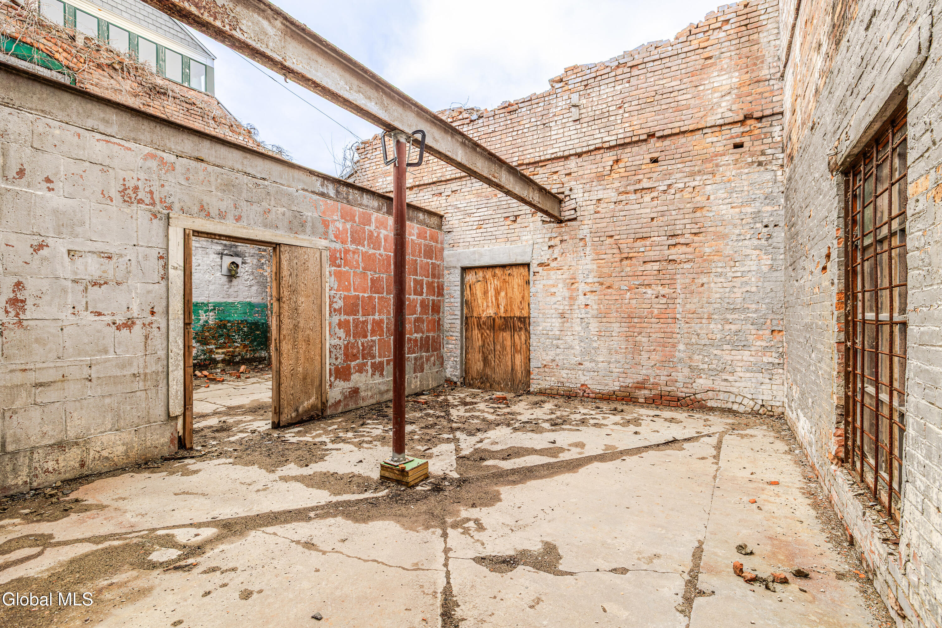 357 Columbia Street Hudson NY 12534