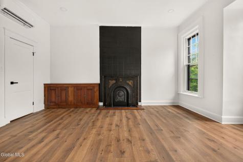 142 Chestnut Street Albany NY 12210