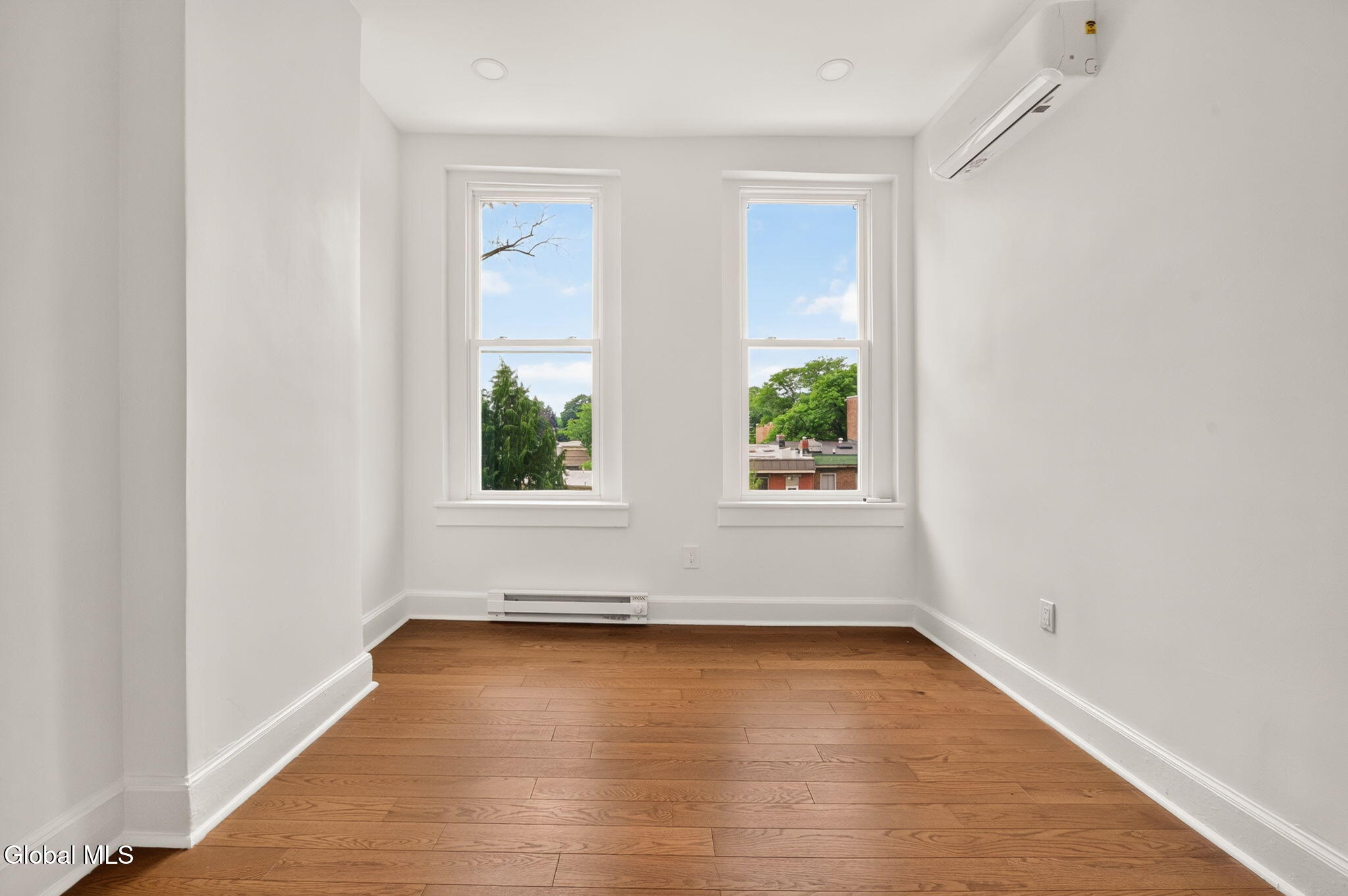 142 Chestnut Street Albany NY 12210