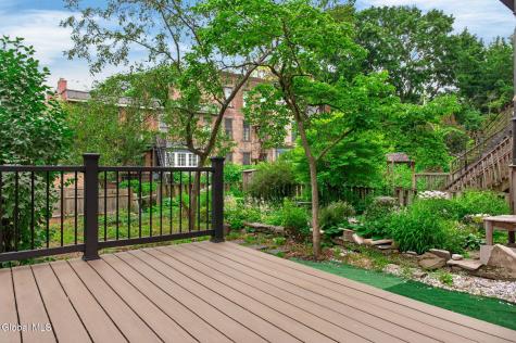 142 Chestnut Street Albany NY 12210