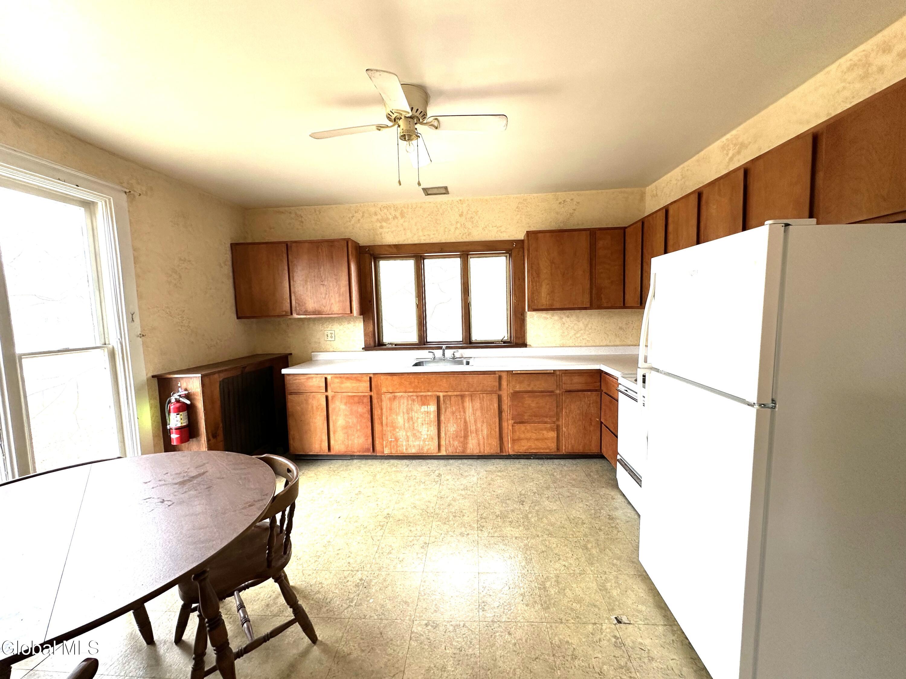 76 W Grand Street Palatine Bridge NY 13428