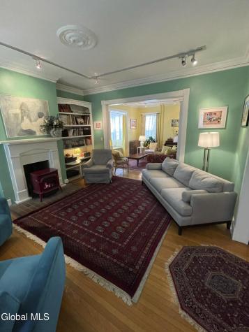 52 S Allen Street Albany NY 12208