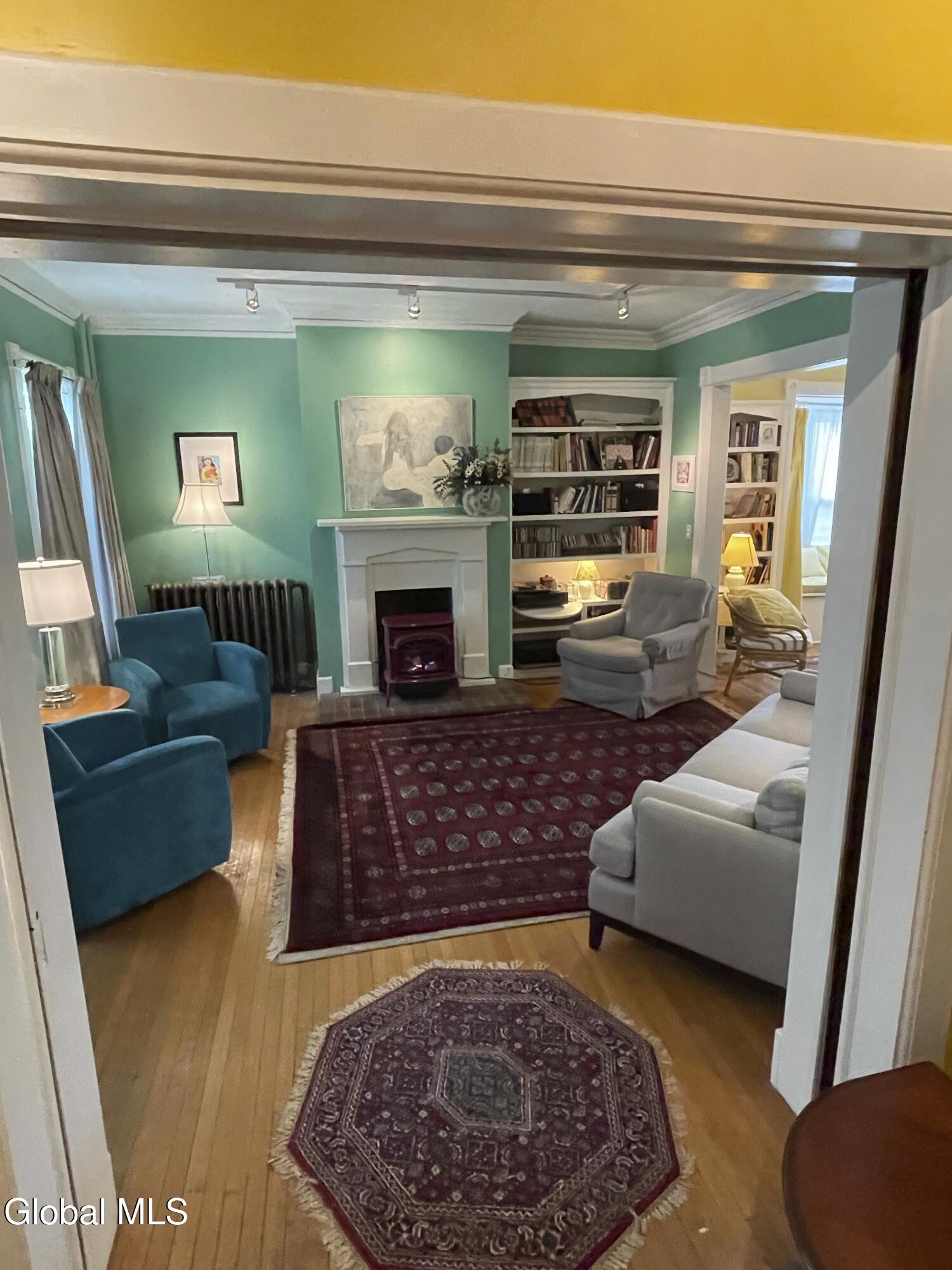 52 S Allen Street Albany NY 12208