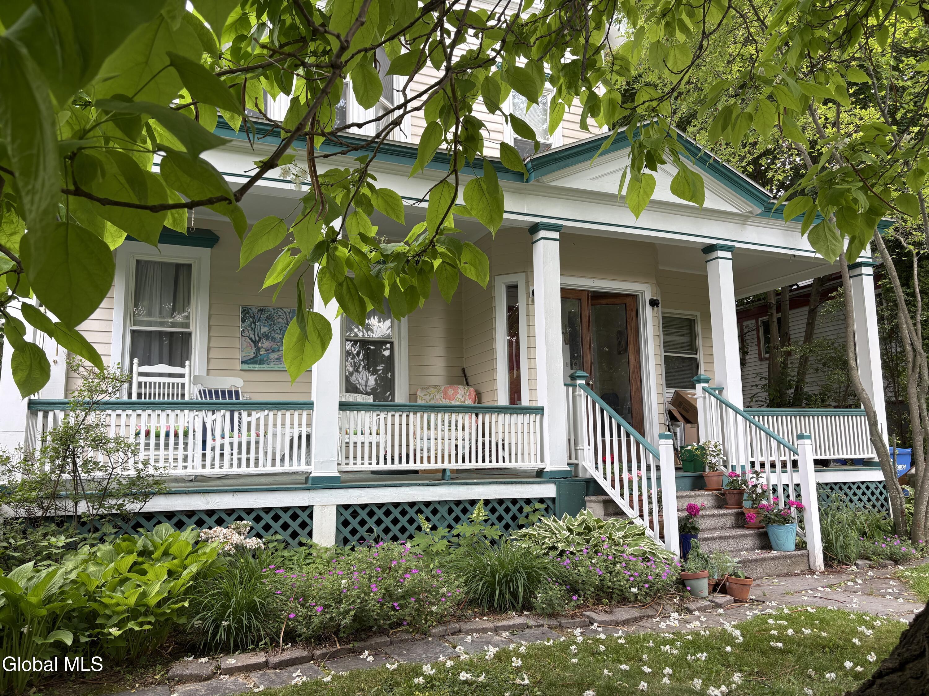 52 S Allen Street Albany NY 12208