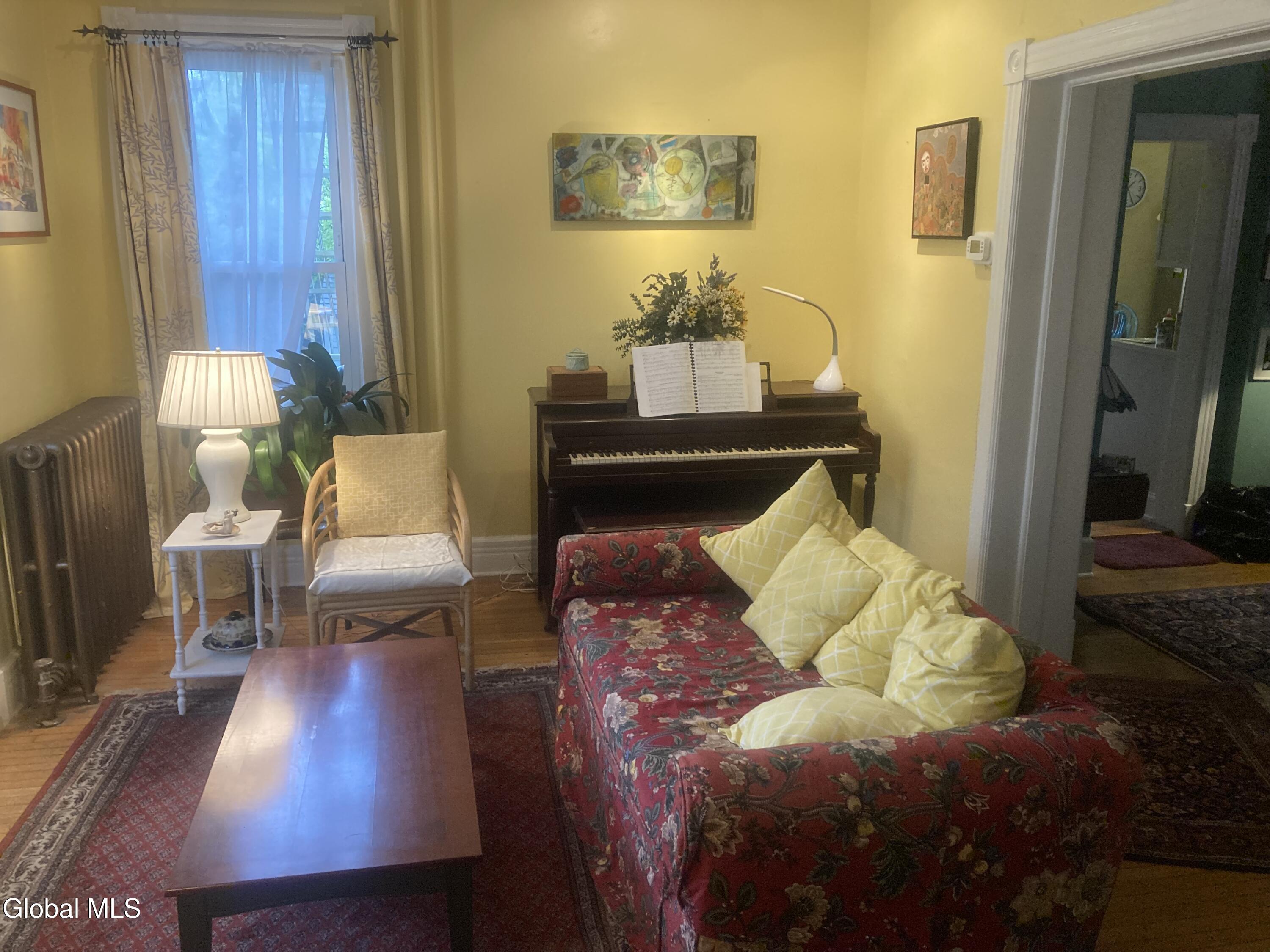 52 S Allen Street Albany NY 12208