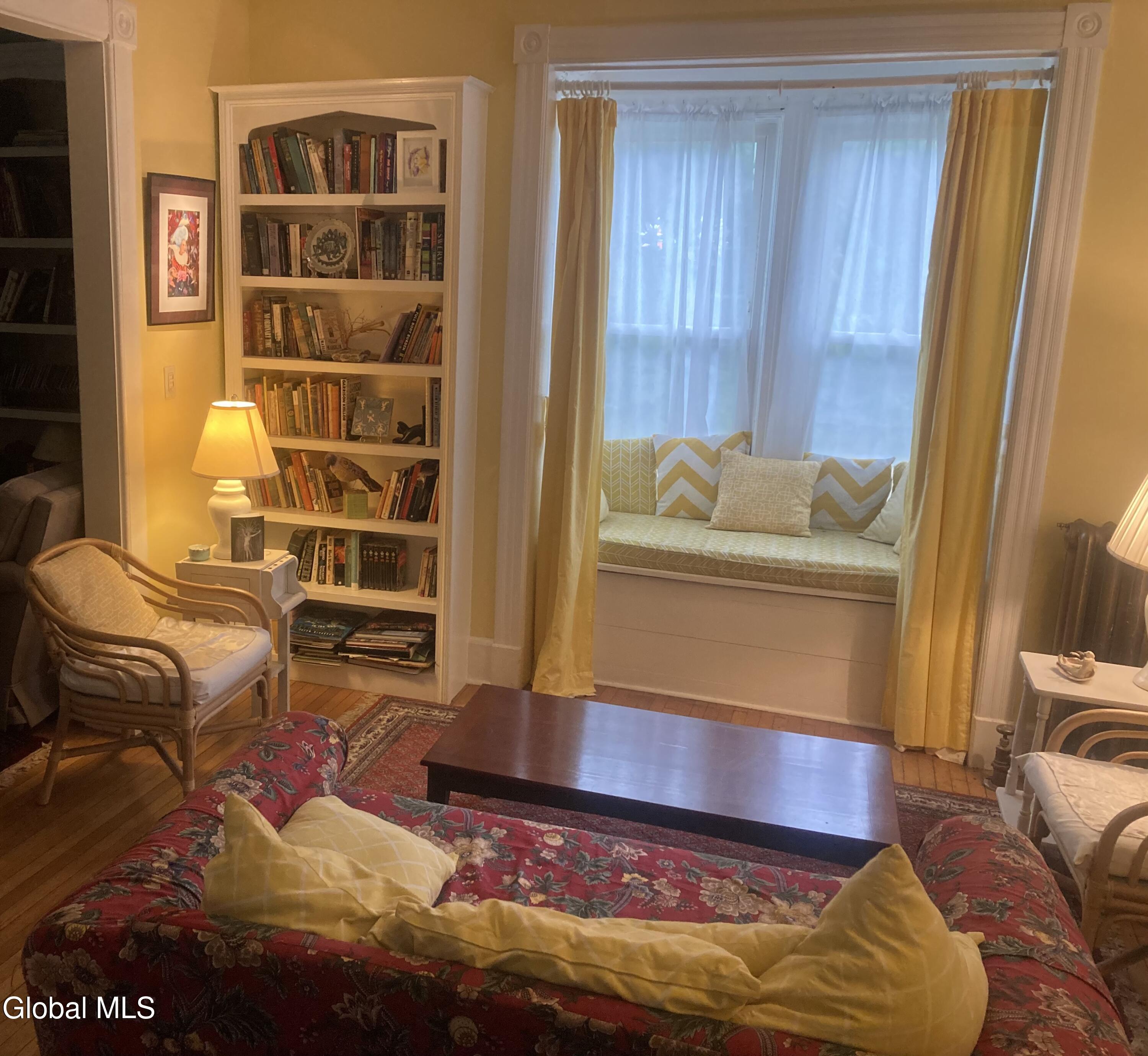 52 S Allen Street Albany NY 12208