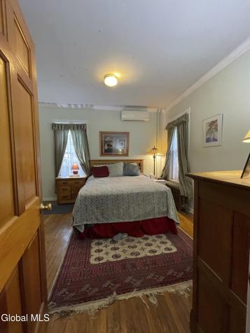 52 S Allen Street Albany NY 12208