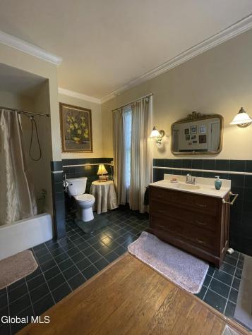 52 S Allen Street Albany NY 12208