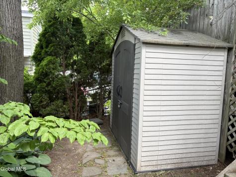 52 S Allen Street Albany NY 12208