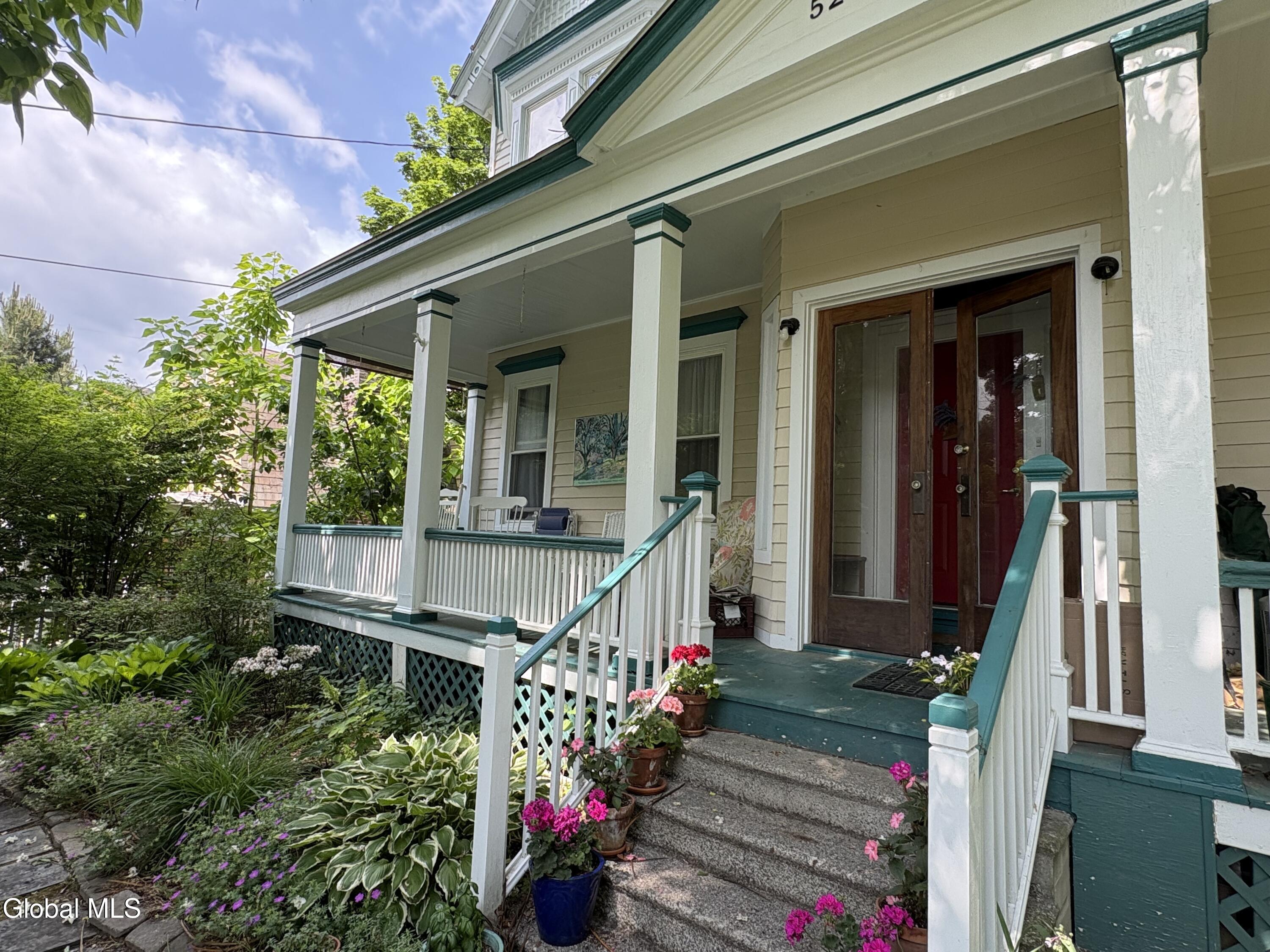52 S Allen Street Albany NY 12208