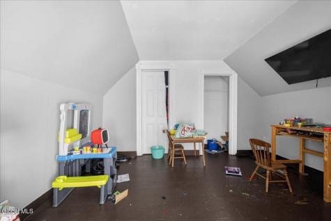 1620 Foster Avenue Schenectady NY 12308